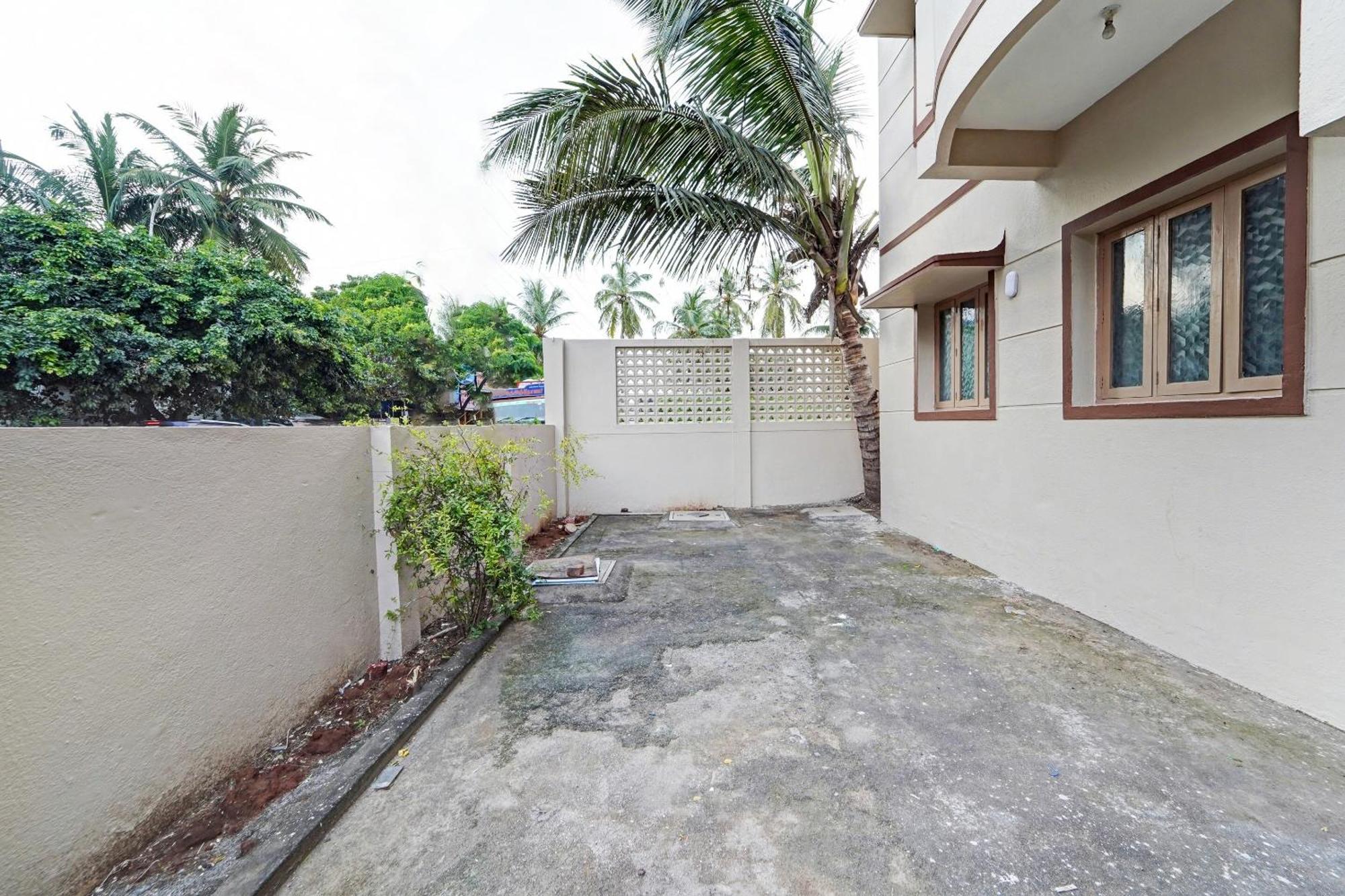 Collection O Senthamizh Residency Hotel Chennai Exterior photo